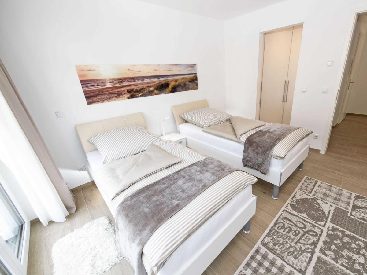 Villa Louisa In Sellin - Wg 39 Mit Balkon, Strandnah Bagian luar foto